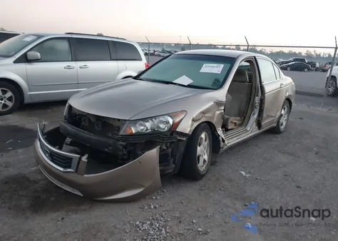 2009 Honda Accord 2.4 Lx z USA, uszkodzony, nr VIN JHMCP26309C016201